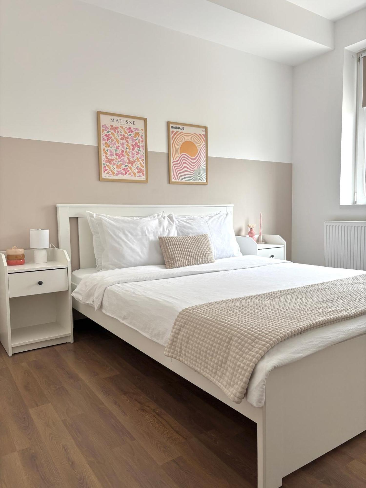 Wanderlust Home Cream, Rasnov Apt For 4, Wifi And Free Parking 外观 照片