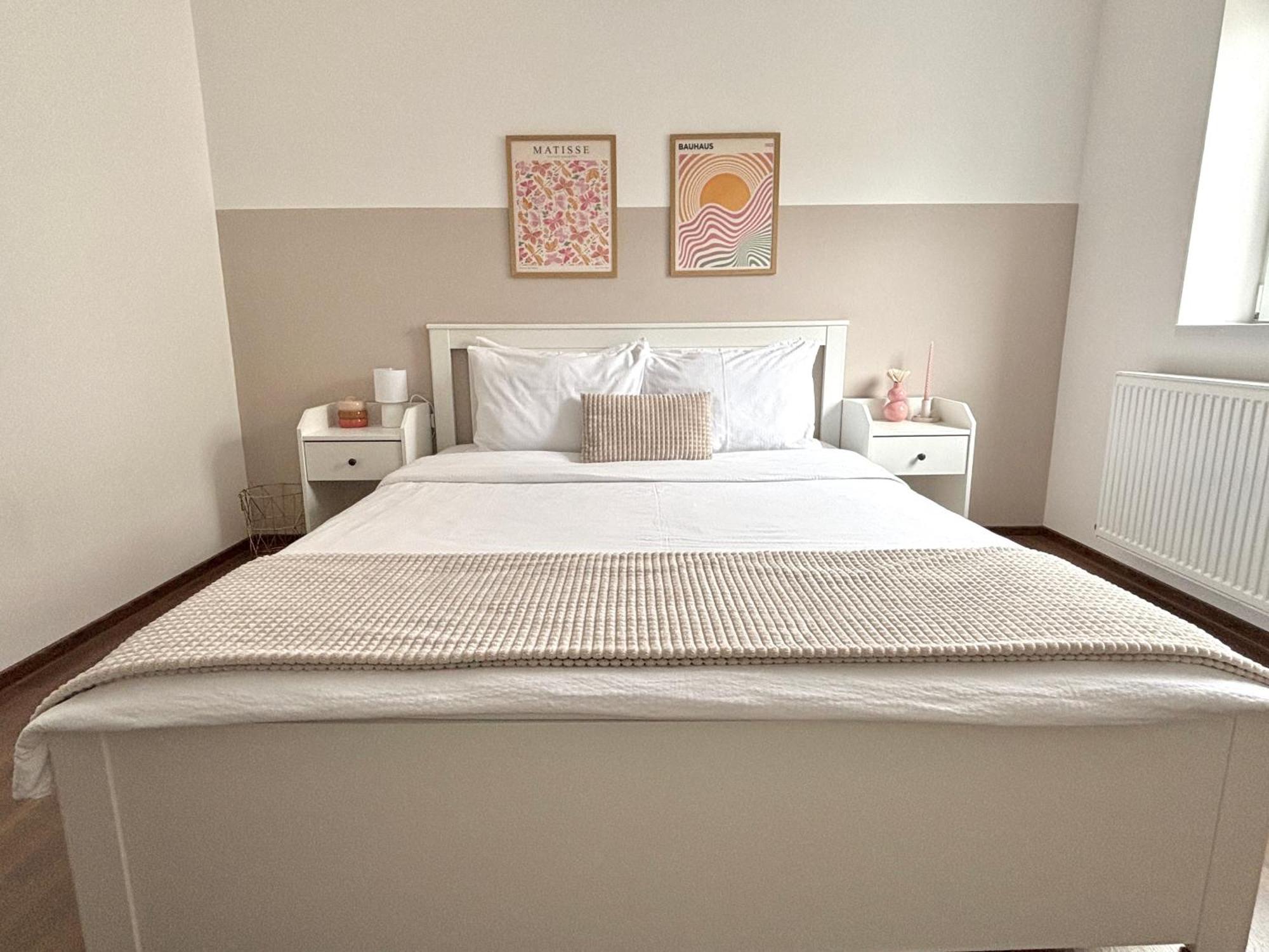 Wanderlust Home Cream, Rasnov Apt For 4, Wifi And Free Parking 外观 照片